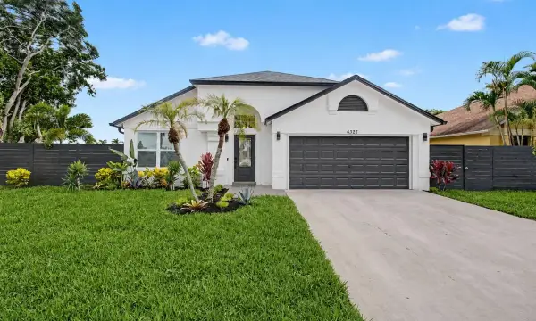 6325 Indian Wells Boulevard, Boynton Beach, FL 33437