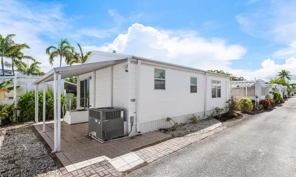13 Hibiscus Drive H, Briny Breezes, FL 33435