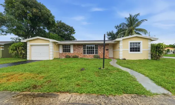 2700 NW 36th Avenue, Lauderdale Lakes, FL, 33311