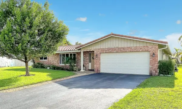 4120 NW 106th Avenue, Coral Springs, FL 33065