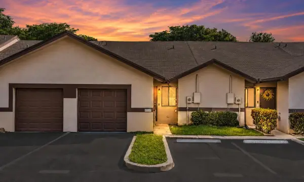11137 NW 38th Place, Sunrise, FL 33351