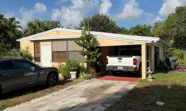 425 SW 24th Avenue, Fort Lauderdale, FL 33312