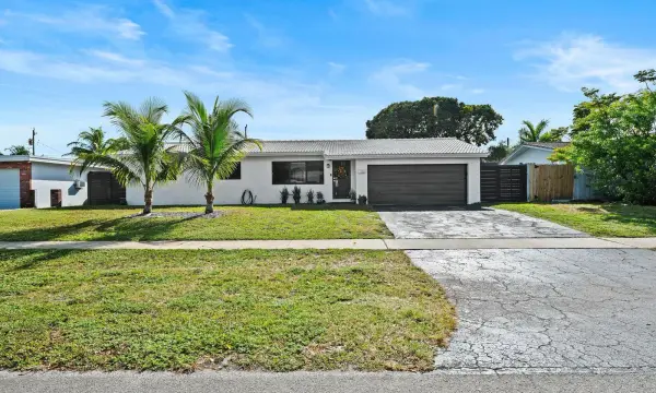 4314 Roosevelt Street, Hollywood, FL 33021