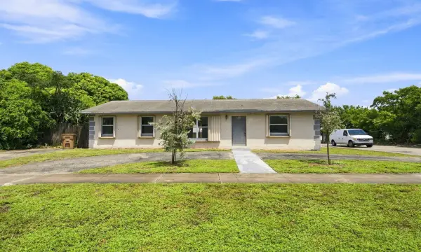 399 SW 14th Street, Deerfield Beach, FL 33441