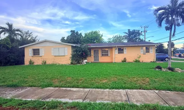 1600 NW 47th Avenue, Lauderhill, FL 33313