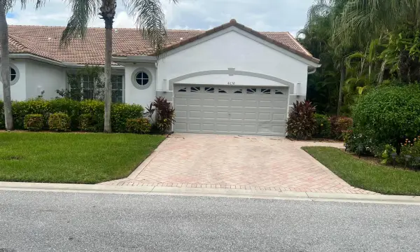 4638 Carlton Golf Drive, Lake Worth, FL 33449