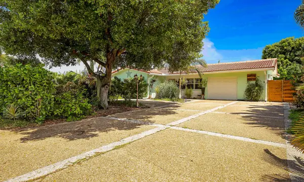 2242 NW 3rd Court, Boca Raton, FL 33431