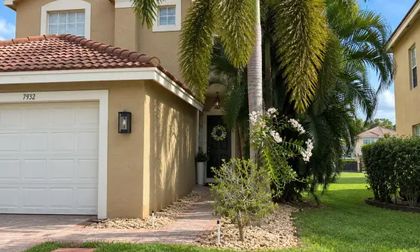 7932 Picklewood Park Drive, Boynton Beach, FL 33437