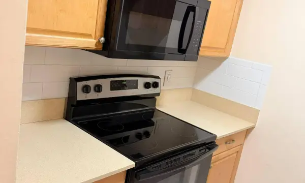 1020 Crystal Lake Drive 209, Deerfield Beach, FL 33064