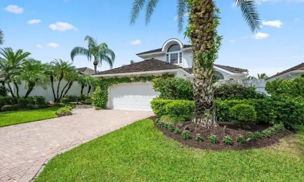 Address Withheld, Wellington, FL 33414