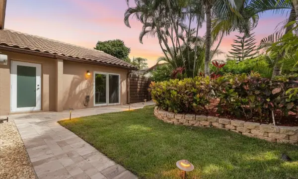 734 Camino Gardens Lane, Boca Raton, FL 33432