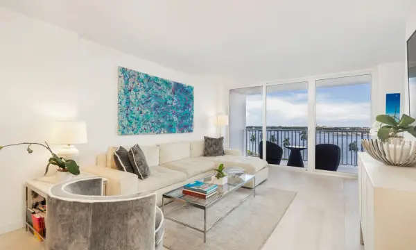 1801 S Flagler Drive 906, West Palm Beach, FL 33401