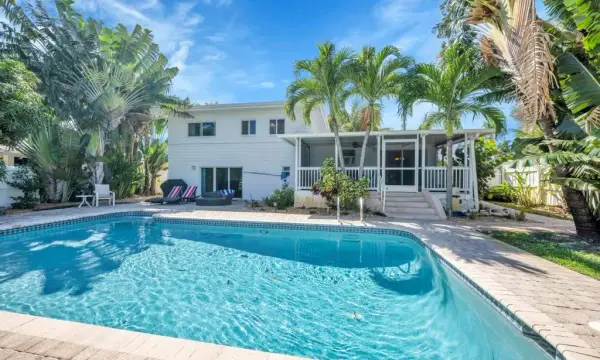 1771 NE 35th Street, Oakland Park, FL 33334