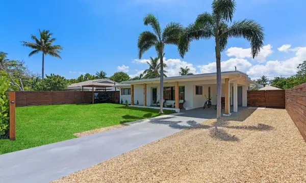 918 SE 3rd Avenue, Delray Beach, FL 33483