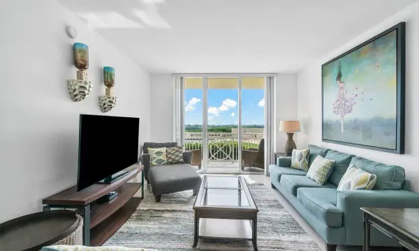 350 N Federal Highway Apt 606, Boynton Beach, FL 33435