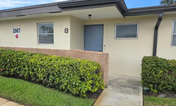 2867 Ashley Drive W C, West Palm Beach, FL 33415