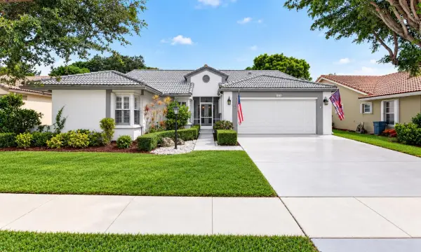 8261 Lake Cypress Road, Lake Worth, FL 33467