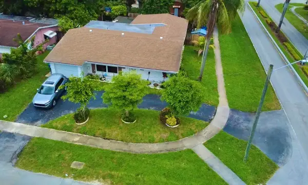 6801 NW 24th Place, Sunrise, FL 33313