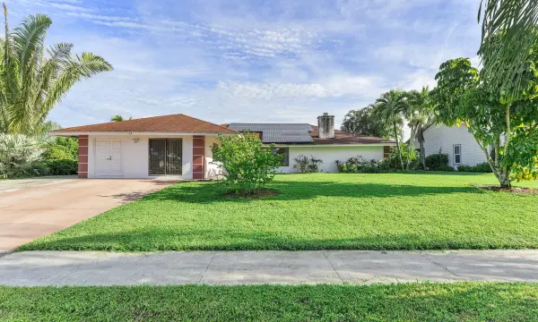 154 Santa Monica Avenue, Royal Palm Beach, FL 33411