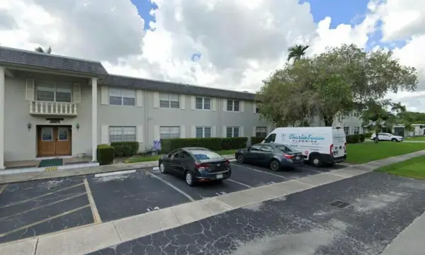 1560 Mckinley Street 111w, Hollywood, FL 33020