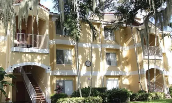 2321 NW 33rd Street 209, Oakland Park, FL 33309