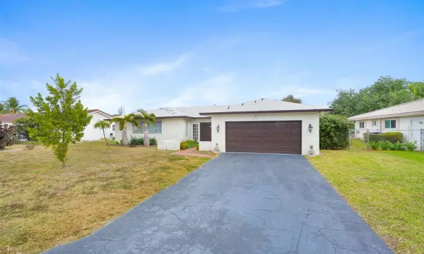 4221 NW 107th Avenue, Coral Springs, FL 33065