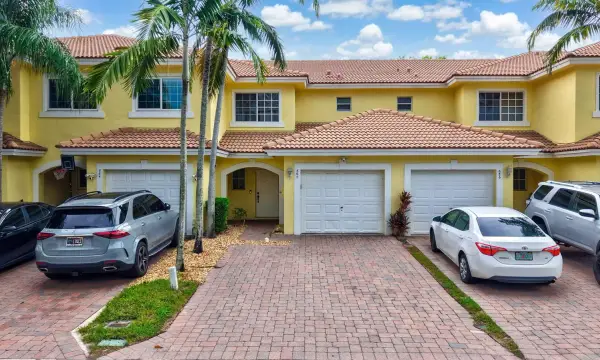 660 Imperial Lake Road, West Palm Beach, FL 33413