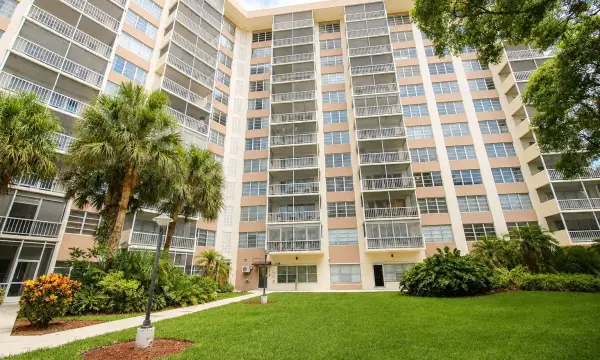 10777 W Sample Road 716, Coral Springs, FL 33065