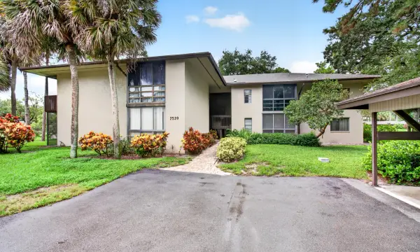 7539 Greenlake Way, Boynton Beach, FL 33436