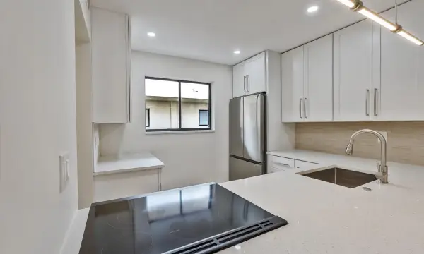 5220 Las Verdes Circle, Delray Beach, FL 33484