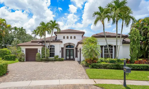 16344 Mira Vista Lane, Delray Beach, FL 33446