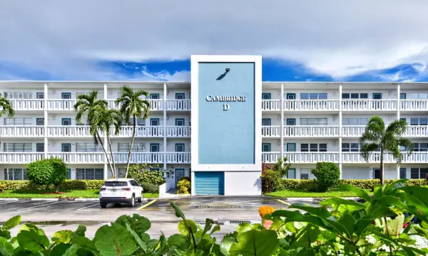 2079 Cambridge D 2079, Deerfield Beach, FL 33442