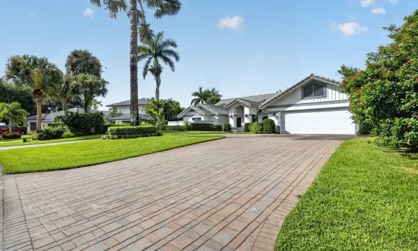 4717 Sabal Palm Drive, Boynton Beach, FL 33436