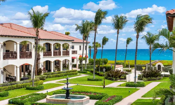 5833 N Ocean Boulevard D2, Ocean Ridge, FL 33435