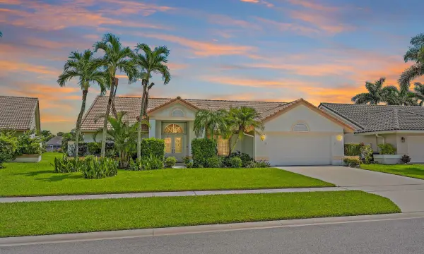 6857 Blue Bay Circle, Lake Worth, FL 33467