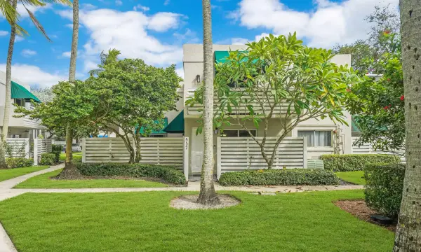 557 NW 97th Avenue, Plantation, FL 33324