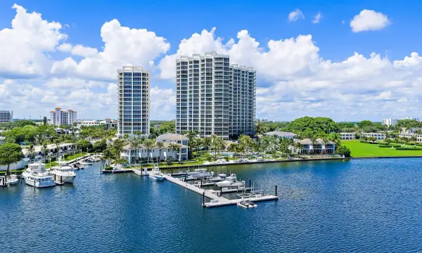1 Water Club Way 301, North Palm Beach, FL 33408