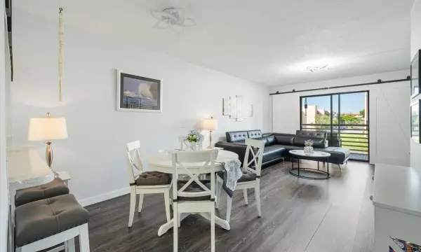 2764 NW 104th Avenue 202, Sunrise, FL 33322