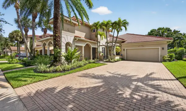 110 Via Veracruz, Jupiter, FL 33458