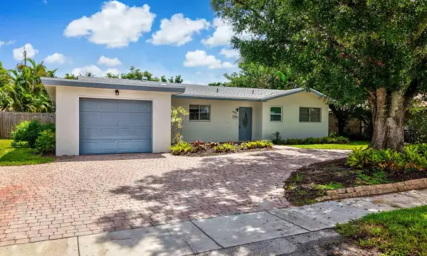 898 SW 10th Avenue, Boca Raton, FL 33486