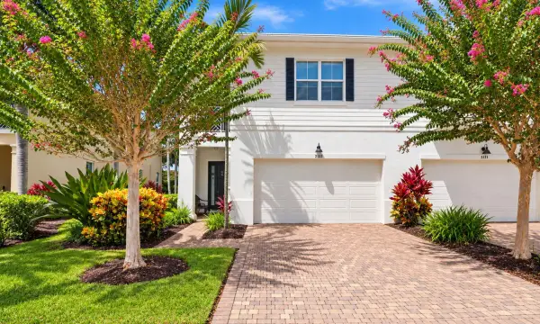 2133 Wells Place, Palm Beach Gardens, FL 33418