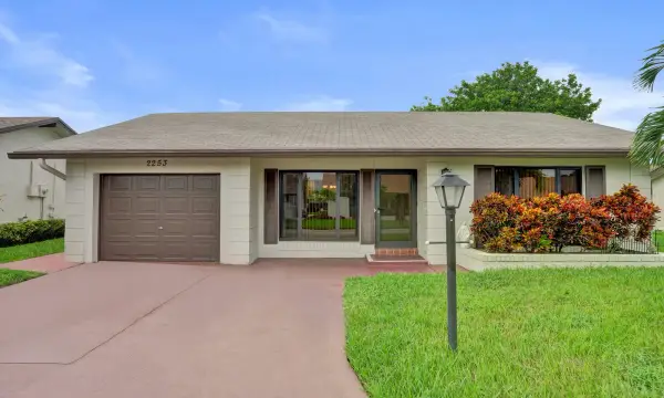 2253 SW 17th Drive, Deerfield Beach, FL 33442