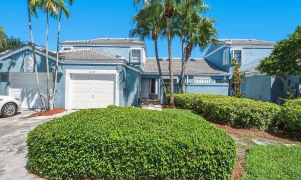 8429 Waterford Circle 0, Tamarac, FL 33321