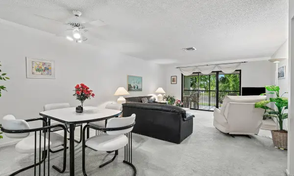 36 Stratford Lane W F, Boynton Beach, FL 33436