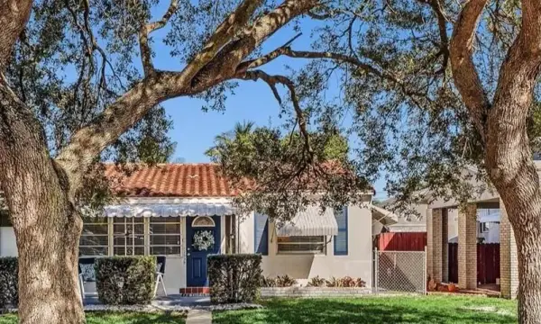 2539 Cleveland Street, Hollywood, FL 33020