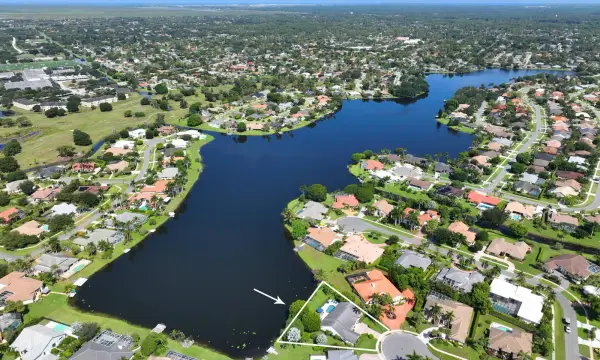 13199 Halifax Court, Wellington, FL 33414