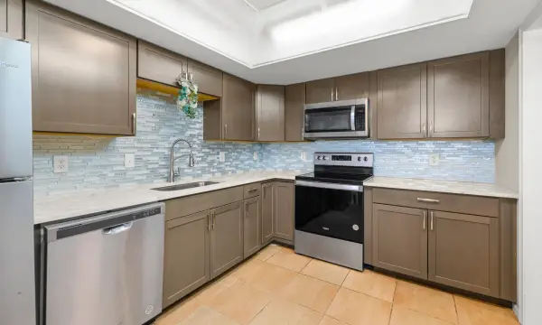 4500 Gefion Court 302, Lake Worth, FL 33467