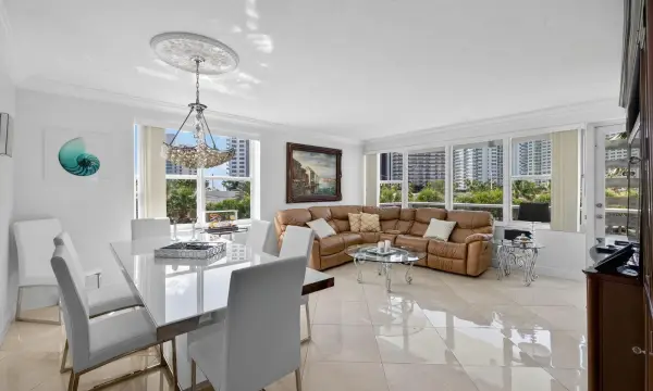3300 NE 36th Street 309, Fort Lauderdale, FL 33308
