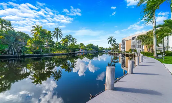 2990 NE 16th Avenue 304, Oakland Park, FL 33334
