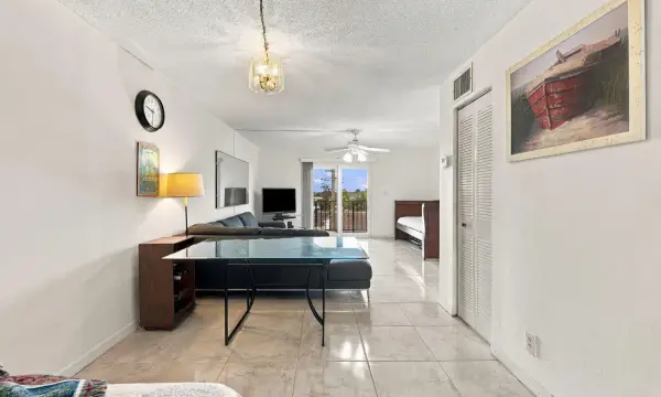 3909 N Ocean Boulevard 410, Fort Lauderdale, FL 33308
